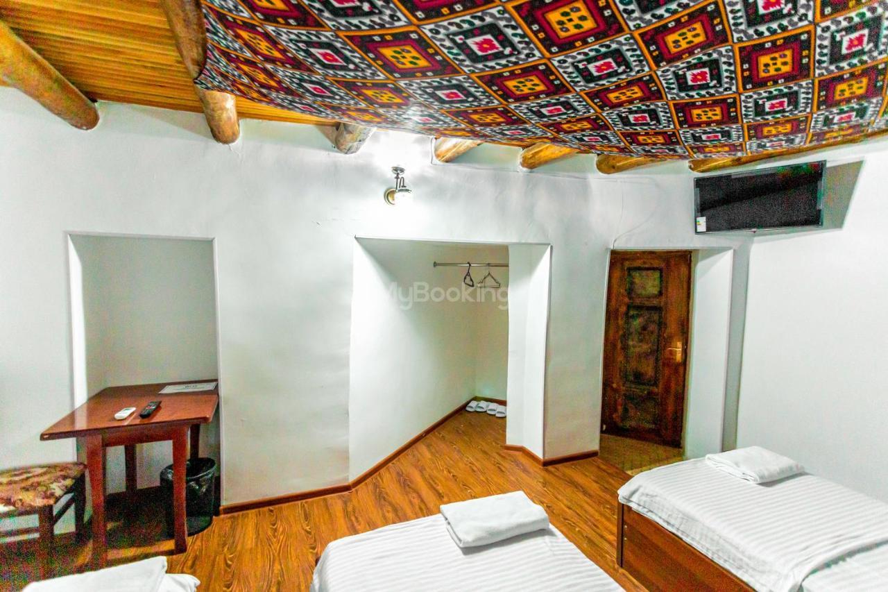 Hotel Okhun Madrasah15Th-16Th Century Buchara Exterior foto